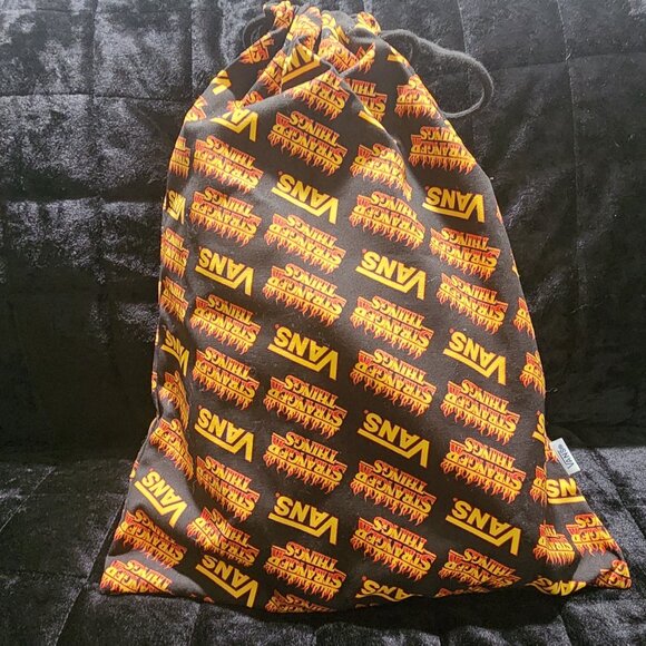 VANS x Stranger Things Classic Slip-on Limited Addition **Hell Fire Custom Prin - Picture 6 of 6